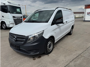 Passenger van MERCEDES-BENZ Vito 111