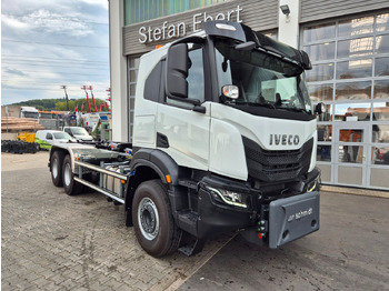 Hook lift truck Iveco X-Way AT300X48Z/P HR OFF 6x4 Hiab Winterdienst: picture 3