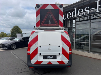 Passenger van Mercedes-Benz Vito 111 CDI Tourer Begleitfahrzeug BF3+ / WVZ: picture 2