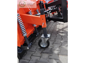 Snow plough for Agricultural machinery PŁUG odśnieżny komunalny Metal-Technik 3.0: picture 2