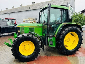 Farm tractor John Deere 6400: picture 4