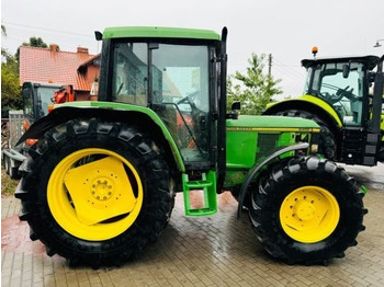 Farm tractor John Deere 6400: picture 2
