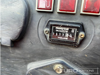 Mini excavator 2016 Kubota U10-3: picture 2