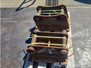 Attachment for Excavator Headstock 45mm Pin to suit 4-6 Ton Excavator (2 of): picture 2