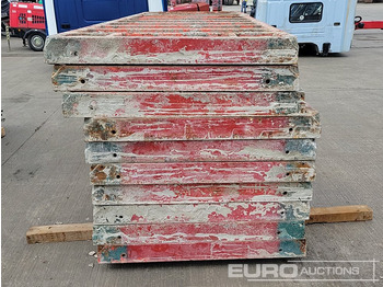 Asphalt machine Concrete Formwork, 3.3m x 1.2m Panel (10 of): picture 4