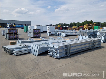 Construction container