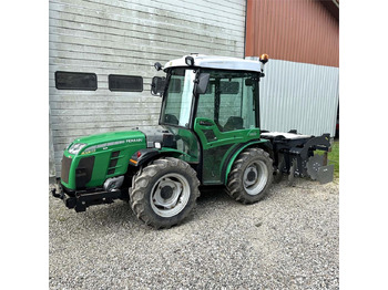 Municipal tractor