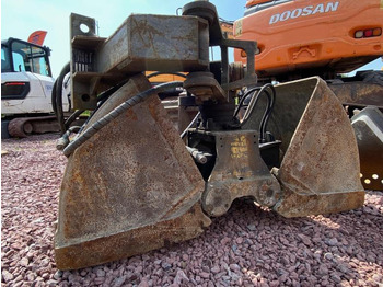 Grapple MECALAC 50 CM: picture 3 Grapple MECALAC 50 CM: picture 3