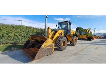 Wheel loader CATERPILLAR 938M