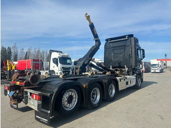 Hook lift truck Mercedes-Benz Actros 3563: picture 5