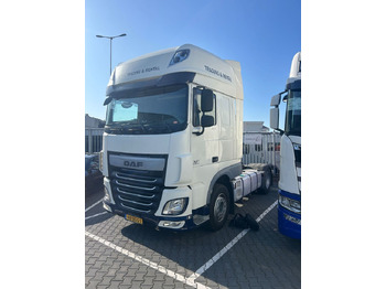 Tractor unit DAF XF 460