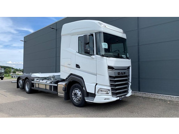 Container transporter/ Swap body truck DAF XG 480