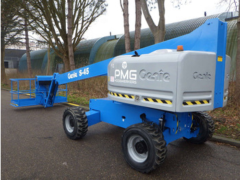 Telescopic boom Genie S-45: picture 3