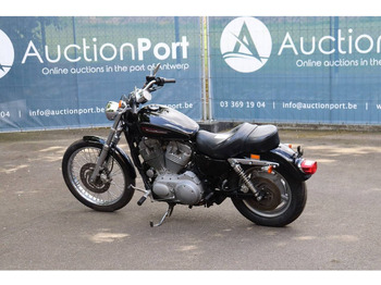 Motorcycle Harley-Davidson Sportster XL883: picture 3