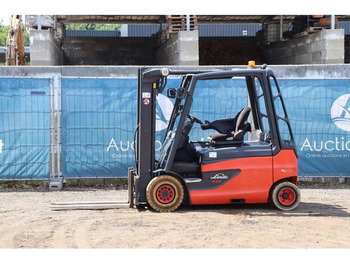 Electric forklift LINDE E25