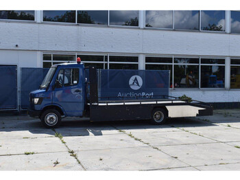 Panel van Mercedes-Benz 409d: picture 1