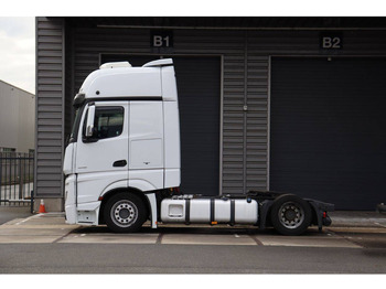 Cab chassis truck Mercedes-Benz ACTROS: picture 2 Cab chassis truck Mercedes-Benz ACTROS: picture 2