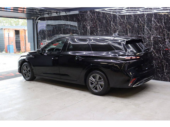 Car Peugeot 308 SW: picture 4