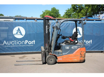 Electric forklift TOYOTA