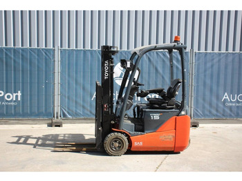 Electric forklift TOYOTA