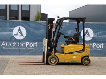 Electric forklift YALE