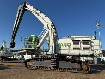Crawler excavator