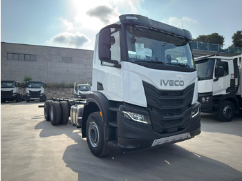 Cab chassis truck IVECO AD280X40 YPS ON X-WAY E6 (Chassis): picture 3
