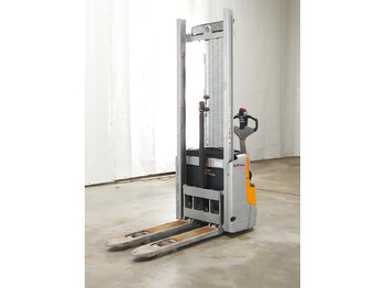 Stacker STILL