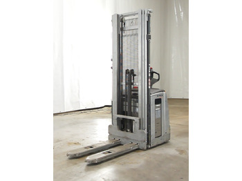 Stacker STILL
