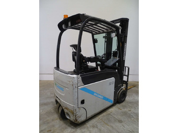 Electric forklift UNICARRIERS