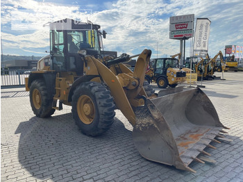 Wheel loader CATERPILLAR