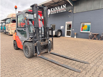 Diesel forklift TOYOTA
