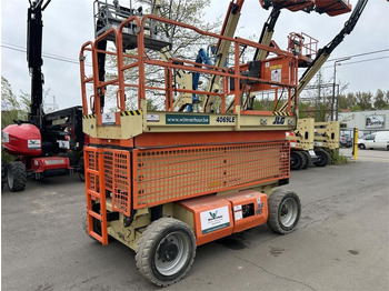 Scissor lift JLG