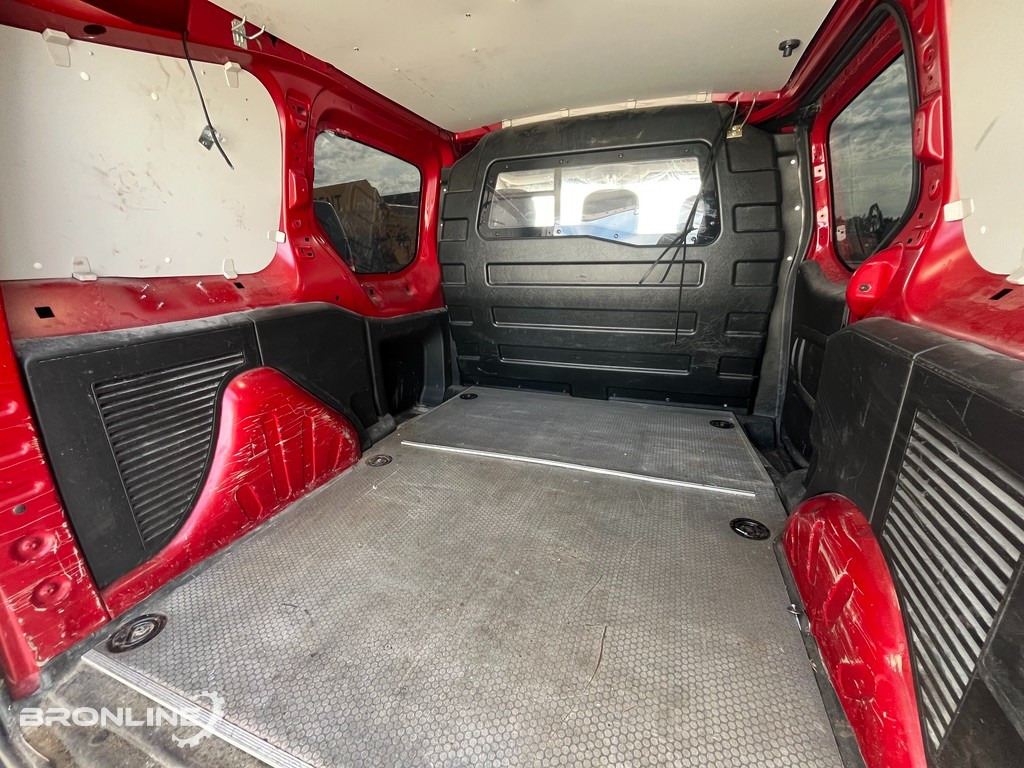 Car 2015 Citroën Berlingo 1.6 84kW: picture 8 Car 2015 Citroën Berlingo 1.6 84kW: picture 8