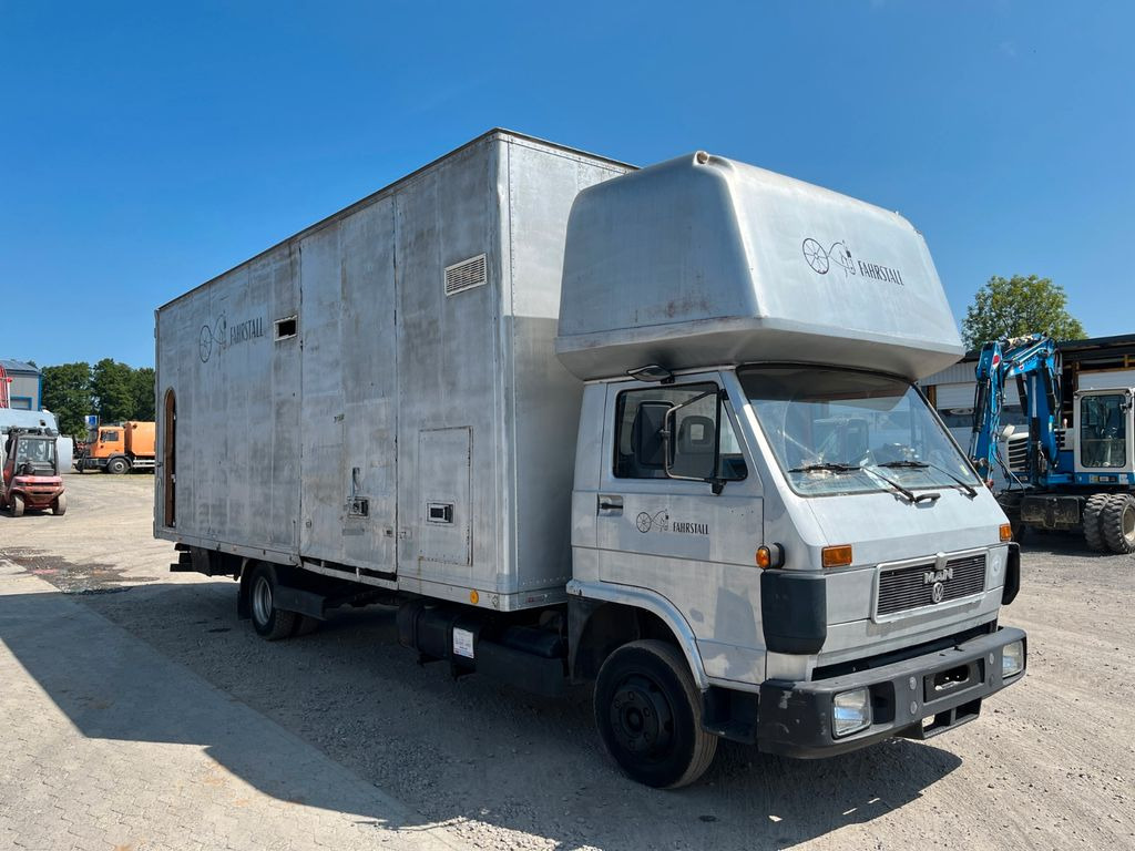 MAN VW-MAN LO2 Koffer Schlafkabine - Box van: picture 1 MAN VW-MAN LO2 Koffer Schlafkabine - Box van: picture 1