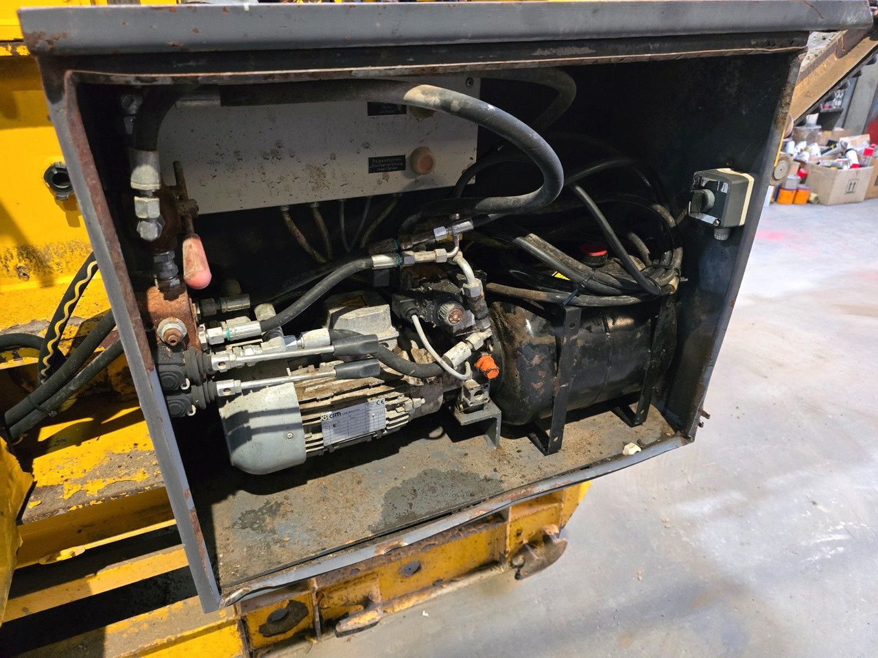 Hook lift truck Rubble Master RM 60 Backenbrecher Brecher: picture 12 Hook lift truck Rubble Master RM 60 Backenbrecher Brecher: picture 12