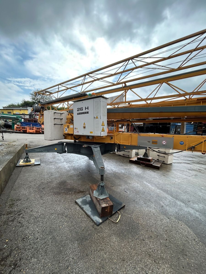 Liebherr Schnellbaukran 26 H Bj.: 2015 - Tower crane: picture 2 Liebherr Schnellbaukran 26 H Bj.: 2015 - Tower crane: picture 2