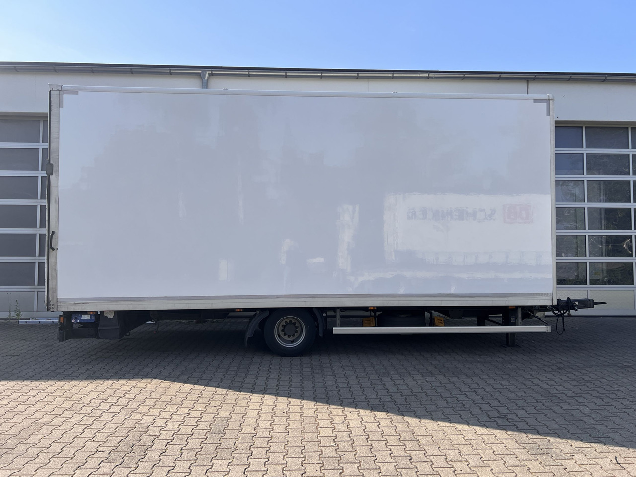 Ackermann Z-KA-F10.5/7,6 1 Achs Kofferanhänger, Ladebordwand - Closed box trailer: picture 5 Ackermann Z-KA-F10.5/7,6 1 Achs Kofferanhänger, Ladebordwand - Closed box trailer: picture 5
