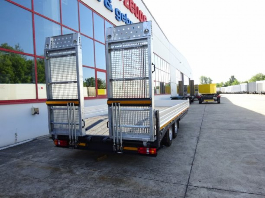 Möslein TTT 13 6,2 BR Weiß Neuer 13 t GG Tandemtieflader mit Breiten Rampen - Low loader trailer: picture 4 Möslein TTT 13 6,2 BR Weiß Neuer 13 t GG Tandemtieflader mit Breiten Rampen - Low loader trailer: picture 4