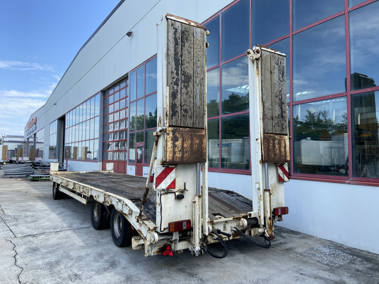 Müller Mitteltal PT 30 3 Achs Tieflader 9,20 m Ladefläche - Low loader trailer: picture 2 Müller Mitteltal PT 30 3 Achs Tieflader 9,20 m Ladefläche - Low loader trailer: picture 2