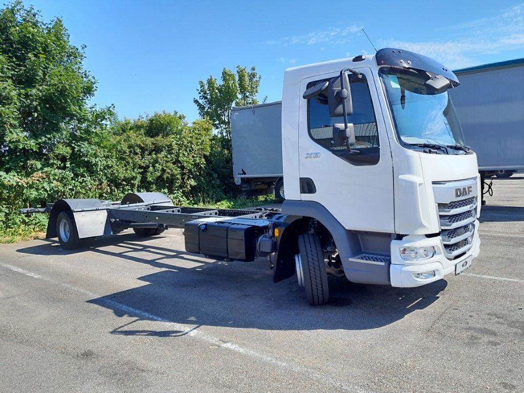 DAF FA XB 260 12t reparierter Wasserschaden - Cab chassis truck: picture 4 DAF FA XB 260 12t reparierter Wasserschaden - Cab chassis truck: picture 4