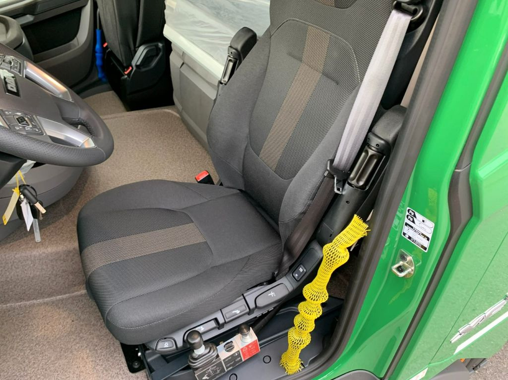 Tipper DAF FAT XFC 530 SL Meiller TRIGENIUS D 316 DAF FAT XFC 530 SL Meiller TRIGENIUS D 316: picture 19 Tipper DAF FAT XFC 530 SL Meiller TRIGENIUS D 316 DAF FAT XFC 530 SL Meiller TRIGENIUS D 316: picture 19