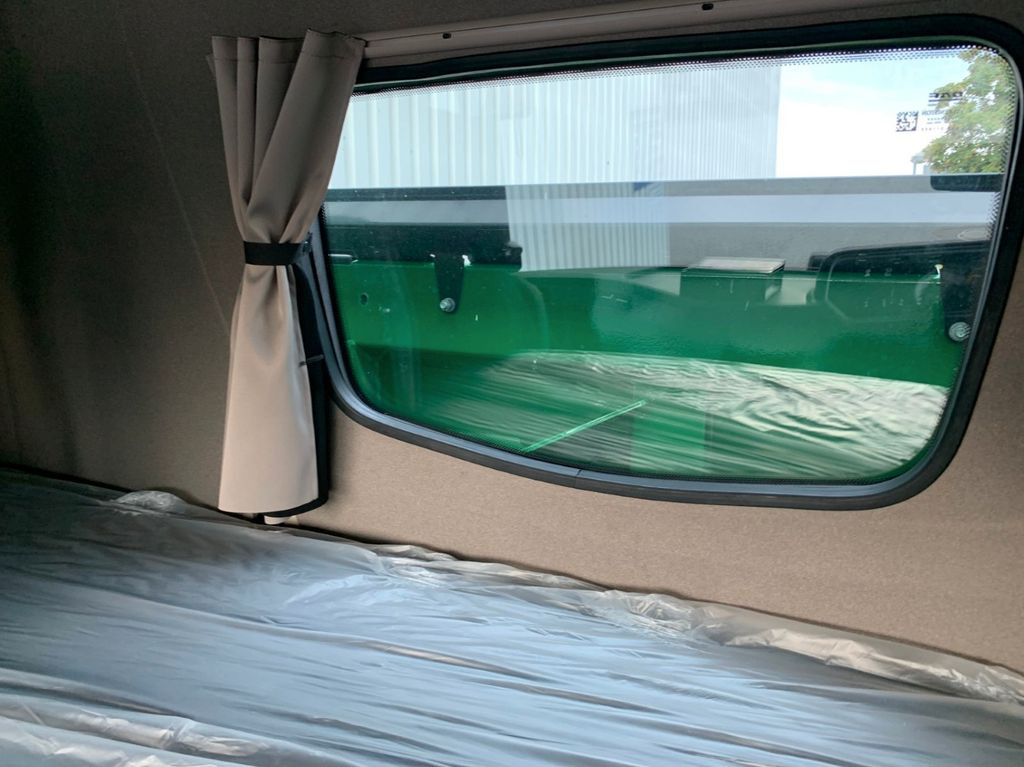 Tipper DAF FAT XFC 530 SL Meiller TRIGENIUS D 316 DAF FAT XFC 530 SL Meiller TRIGENIUS D 316: picture 25 Tipper DAF FAT XFC 530 SL Meiller TRIGENIUS D 316 DAF FAT XFC 530 SL Meiller TRIGENIUS D 316: picture 25