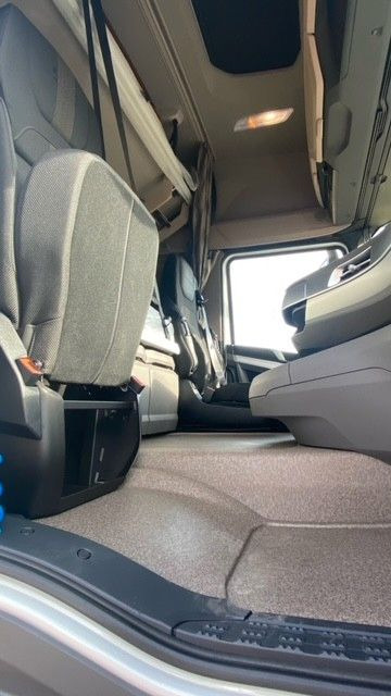 Hook lift truck DAF XF 480 FAN Abroller VDL DAF XF 480 FAN Abroller VDL: picture 14 Hook lift truck DAF XF 480 FAN Abroller VDL DAF XF 480 FAN Abroller VDL: picture 14