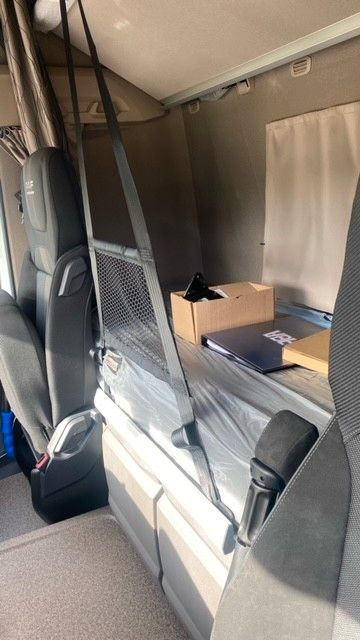 Hook lift truck DAF XF 480 FAN Abroller VDL DAF XF 480 FAN Abroller VDL: picture 13 Hook lift truck DAF XF 480 FAN Abroller VDL DAF XF 480 FAN Abroller VDL: picture 13