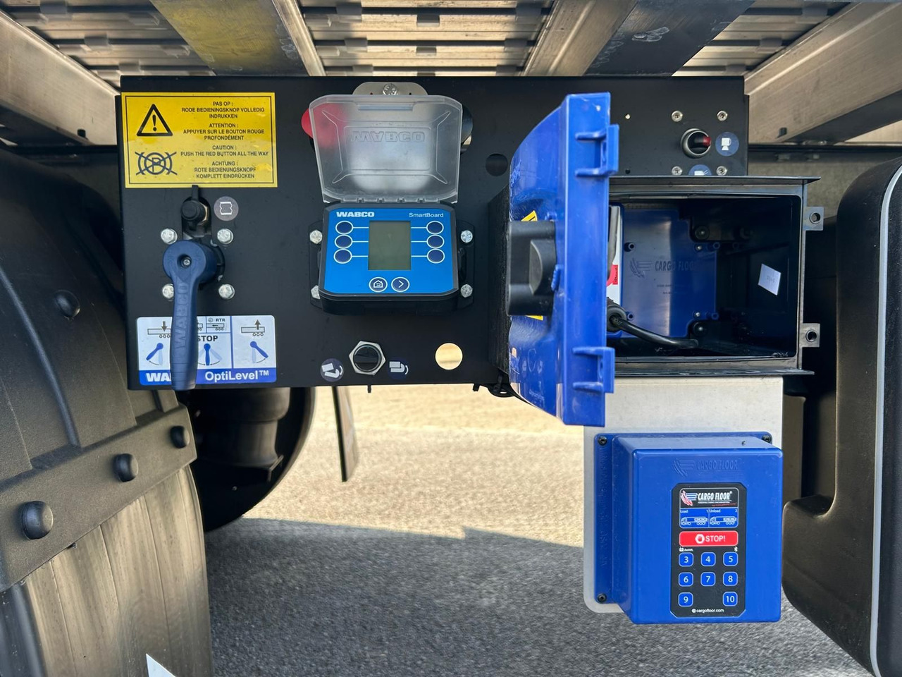 Walking floor semi-trailer Stas bioSTAR 91,3 cbm: picture 9 Walking floor semi-trailer Stas bioSTAR 91,3 cbm: picture 9