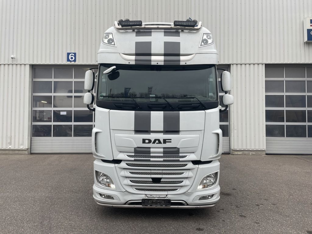 DAF FT XF480 SSC, 2x Tank, Standklima, Lampenbügel - Tractor unit: picture 3 DAF FT XF480 SSC, 2x Tank, Standklima, Lampenbügel - Tractor unit: picture 3