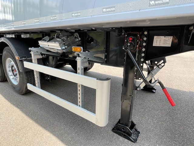 Tipper semi-trailer Wielton Bulk Master 3-Achs-Kippsattelauflieger 47 cbm: picture 11