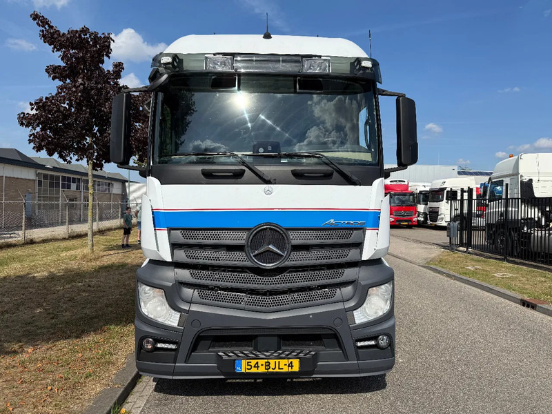 Mercedes-Benz Actros 1930 2017 only 414.000 km - Cab chassis truck: picture 3 Mercedes-Benz Actros 1930 2017 only 414.000 km - Cab chassis truck: picture 3