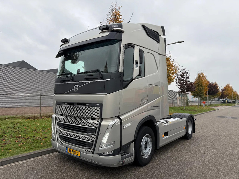 Volvo FH 460 2022 only 406.000 km !!! - Tractor unit: picture 1 Volvo FH 460 2022 only 406.000 km !!! - Tractor unit: picture 1